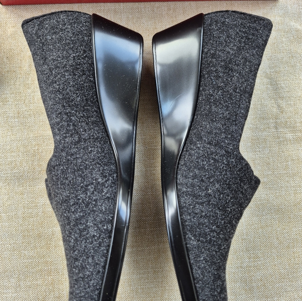 AEROSOLES Black with Grey Flecks Fabric Temptation Shoes 7.5 M NIB - Picture 5 of 7